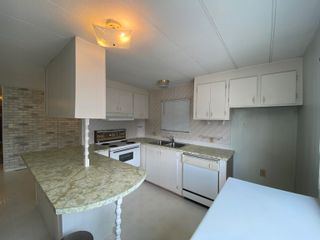 Photo 7: 97 201 CAYER Street in Coquitlam: Maillardville Manufactured Home for sale in "WILDWOOD MANUFACTURED HOME PARK" : MLS®# R2673041