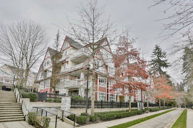 Main Photo: 208 6833 VILLAGE GREEN in Burnaby: Highgate Condo for sale in "CARMEL" (Burnaby South)  : MLS®# R2027961
