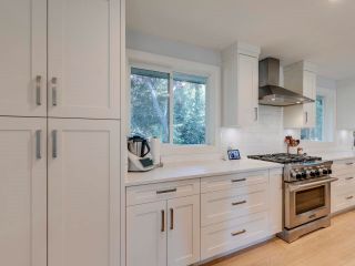 Photo 7: 1350 QUEENS Avenue in West Vancouver: Ambleside House for sale : MLS®# R2874631