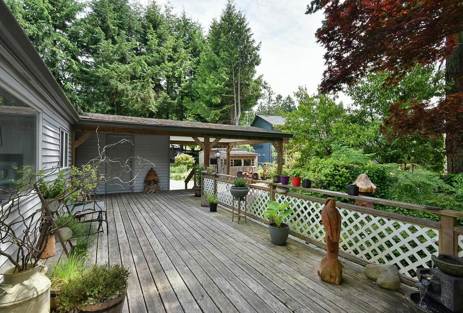 Main Photo: 93 CHADWICK Road in Gibsons: Gibsons & Area House for sale (Sunshine Coast)  : MLS®# R2594709