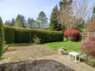 Photo 19: 7 4630 Lochside Dr in VICTORIA: SE Broadmead Row/Townhouse for sale (Saanich East)  : MLS®# 784676
