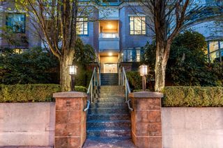 Main Photo: 104 293 SMITHE Street in Vancouver: Downtown VW Townhouse for sale in "Rosedale Gardens" (Vancouver West)  : MLS®# R2873002
