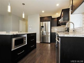 Photo 8: 3378 Hazelwood Rd in VICTORIA: La Luxton House for sale (Langford)  : MLS®# 742157