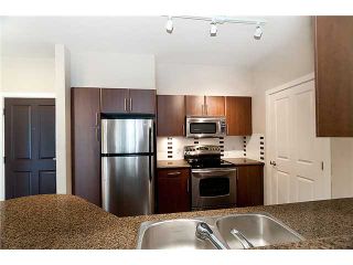 Photo 2: 306 2330 WILSON Avenue in Port Coquitlam: Central Pt Coquitlam Condo for sale in "SHAUGHNESSY WEST" : MLS®# V914242