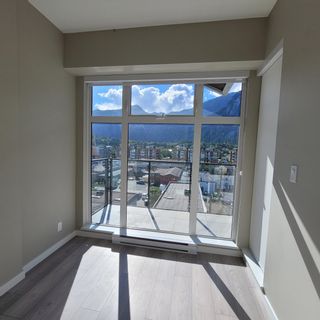 Photo 10: 614 38033 SECOND Avenue in Squamish: Downtown SQ Condo for sale in "AMAJI" : MLS®# R2703377