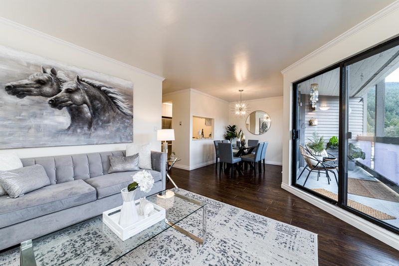 FEATURED LISTING: 204 - 2181 PANORAMA Drive North Vancouver