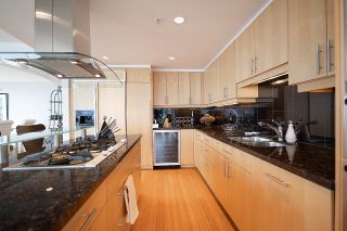 Photo 13: 2502 1233 W CORDOVA Street in Vancouver: Coal Harbour Condo for sale in "Carina" (Vancouver West)  : MLS®# R2682318