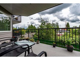 Photo 27: 210 32044 OLD YALE Road in Abbotsford: Abbotsford West Condo for sale in "GREEN GABLES" : MLS®# R2465154