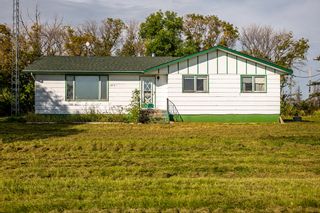 Photo 1: 46108 Rd 74 N in Portage la Prairie RM: House for sale : MLS®# 202223233