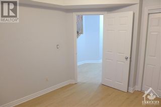 Photo 10: 216 CARILLON STREET UNIT#1 in Ottawa: House for rent : MLS®# 1387496