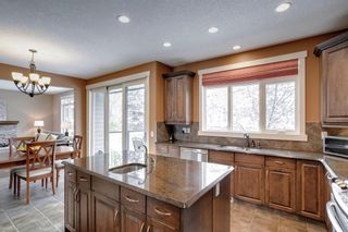 Photo 12: 8232 9 Avenue SW in Calgary: West Springs Detached for sale : MLS®# A2022941