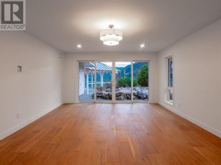 Photo 10: 2632 FORSYTH Drive in Penticton: House for sale : MLS®# 10302340