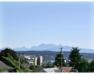Photo 10: 414 ALBERTA Street in New_Westminster: The Heights NW House for sale (New Westminster)  : MLS®# V722705