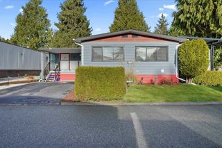 Photo 6: 340 1840 160 Street in Surrey: Sunnyside Park Surrey Manufactured Home for sale in "Breakaway Bays" (South Surrey White Rock)  : MLS®# R2831565