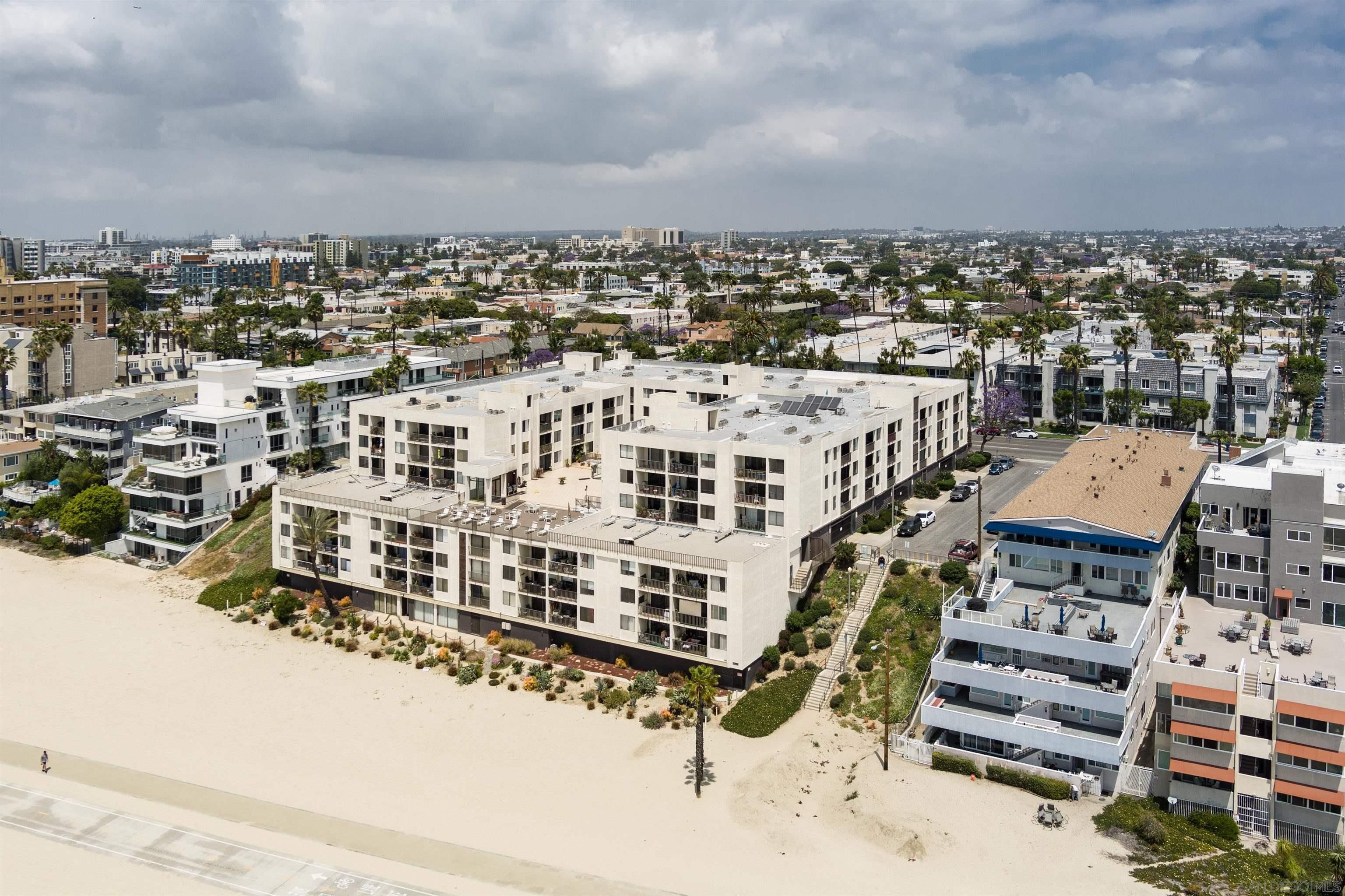 Main Photo: Condo for sale : 1 bedrooms : 1140 E Ocean Blvd #207 in Long Beach