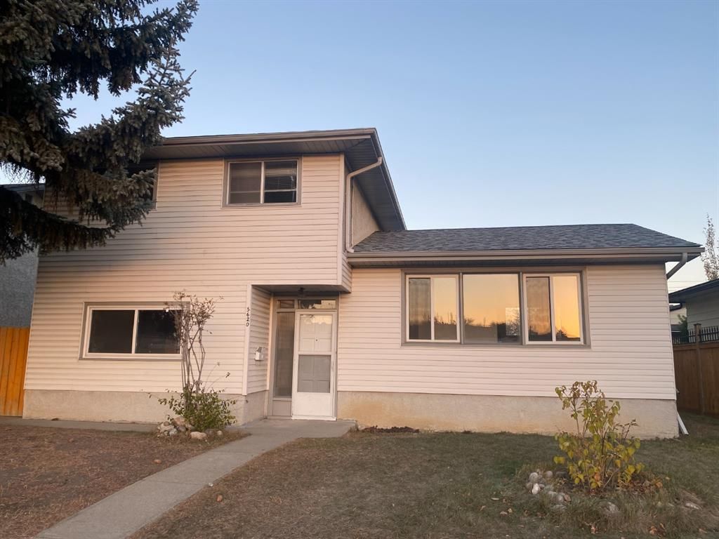 Main Photo: 5620 Taylor Crescent NE in Calgary: Thorncliffe Detached for sale : MLS®# A1158578