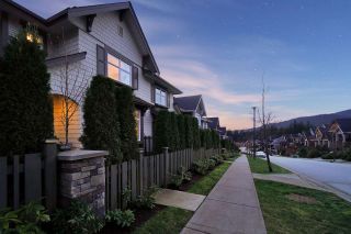 Photo 2: 59 3400 DEVONSHIRE Avenue in Coquitlam: Burke Mountain Townhouse for sale in "COLBORNE LANE" : MLS®# R2544177