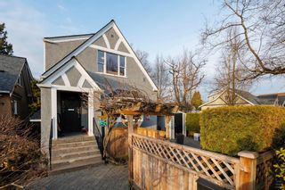 Main Photo: 207 W 19TH Avenue in Vancouver: Cambie House for sale (Vancouver West)  : MLS®# R2857793