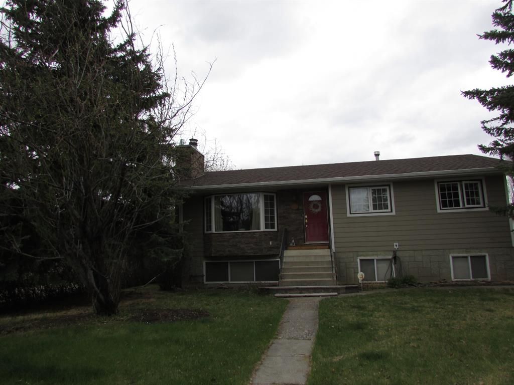 Main Photo: 230 8 ave: Sundre Detached for sale : MLS®# A1112341