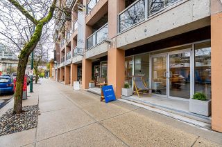 Photo 5: 403 1529 W 6TH Avenue in Vancouver: False Creek Condo for sale (Vancouver West)  : MLS®# R2877454