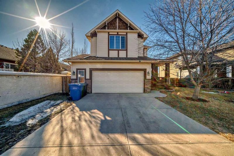 FEATURED LISTING: 260 WEST CREEK Boulevard Chestermere