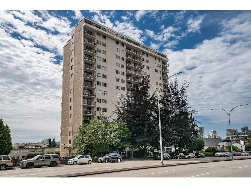 Main Photo: 504 320 ROYAL Avenue in New Westminster: Downtown NW Condo for sale in "PEPPERTREE" : MLS®# R2469263