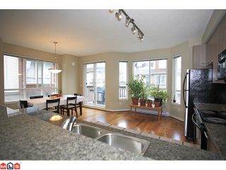Photo 5: 19 7155 189TH Street in Surrey: Clayton Townhouse for sale in "Bacara" (Cloverdale)  : MLS®# F1114971