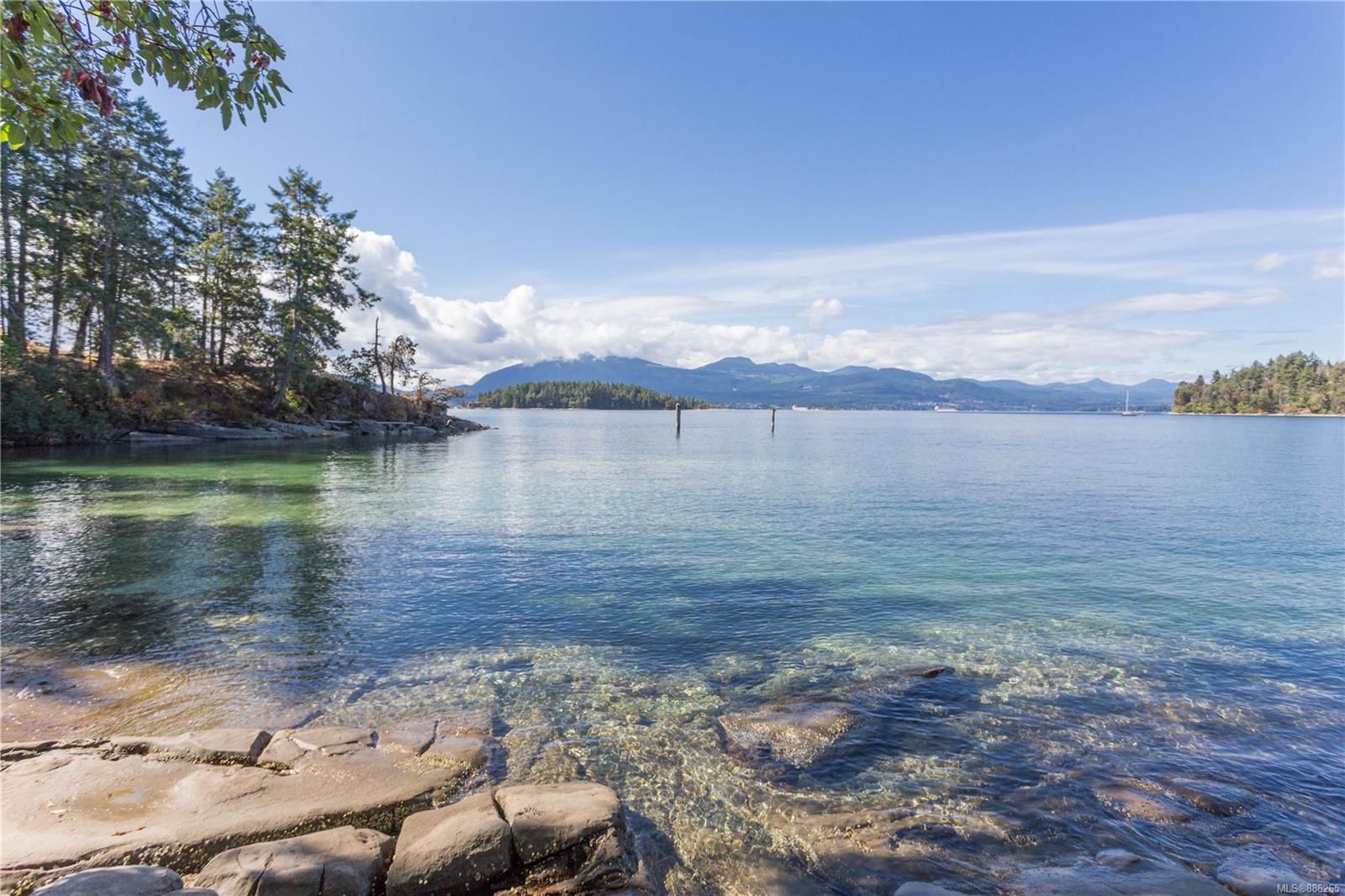 Main Photo: 2 Foster Point Rd in Thetis Island: Isl Thetis Island House for sale (Islands)  : MLS®# 886265