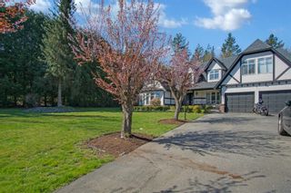 Photo 2: 2835 COUNTRY WOODS Drive in Surrey: Grandview Surrey House for sale in "Country Woods" (South Surrey White Rock)  : MLS®# R2628550
