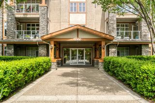 Photo 3: 1410 1410 Lake Fraser Court SE in Calgary: Lake Bonavista Apartment for sale : MLS®# A1221451