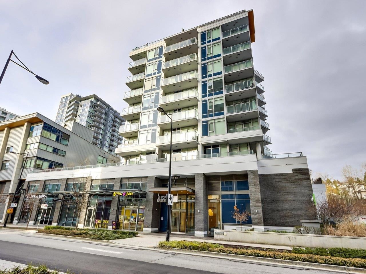 Main Photo: 716 3557 SAWMILL Crescent in Vancouver: South Marine Condo for sale in "ONE TOWN CENTRE BY WESGROUP" (Vancouver East)  : MLS®# R2645158