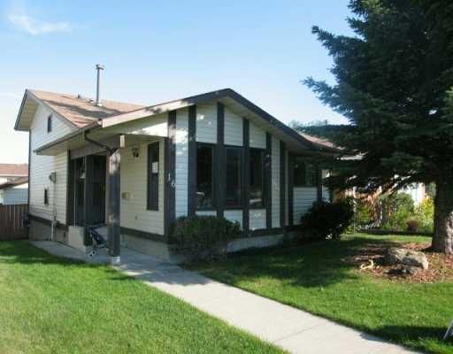 Main Photo:  in CALGARY: Shawnessy Residential Detached Single Family for sale (Calgary)  : MLS®# C3297473
