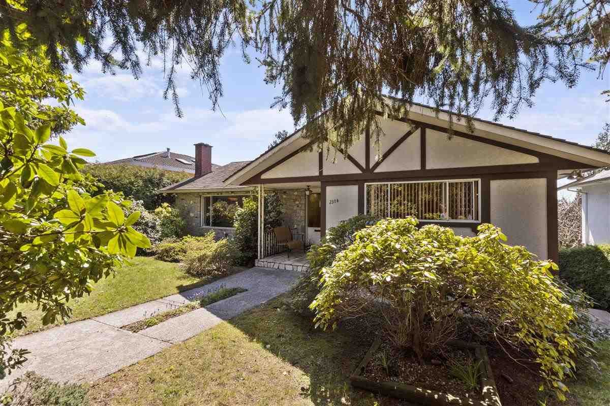 Main Photo: 2314 ROSEDALE Drive in Vancouver: Fraserview VE House for sale (Vancouver East)  : MLS®# R2569771