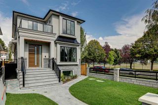 Photo 2: 2997 TURNER Street in Vancouver: Renfrew VE House for sale (Vancouver East)  : MLS®# R2374405
