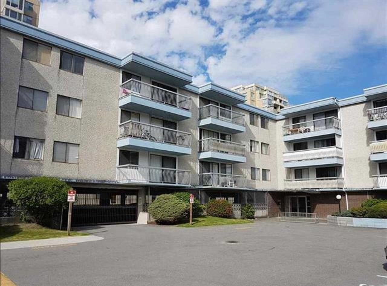 Main Photo: 216 6340 BUSWELL Street in Richmond: Brighouse Condo for sale in "ROYAL APARTMENTS" : MLS®# R2747880