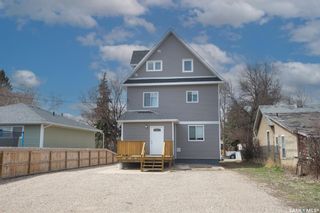 Photo 2: 1171 3rd Avenue Northeast in Moose Jaw: Hillcrest MJ Residential for sale : MLS®# SK941987