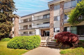 Photo 1: 209 160 E 19TH Street in North Vancouver: Central Lonsdale Condo for sale : MLS®# R2732330