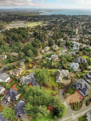 Photo 8: 820 Bexhill Pl in Colwood: Co Triangle Land for sale : MLS®# 896276