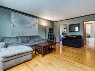 Photo 6: 709 19 Street NW in Calgary: West Hillhurst Detached for sale : MLS®# A2027662