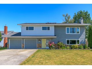 Photo 1: 5815 CRESCENT Drive in Delta: Hawthorne House for sale (Ladner)  : MLS®# R2708822