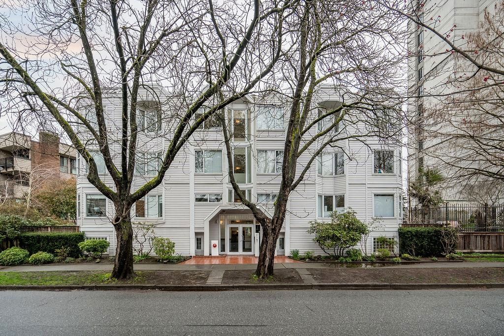Main Photo: 202 1147 NELSON Street in Vancouver: West End VW Condo for sale in "THE SOMERSET" (Vancouver West)  : MLS®# R2699681