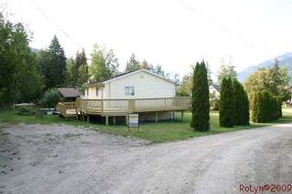 Photo 23: 8758 Holding Road in Adams Lake: Waterfront House for sale : MLS®# 9222060