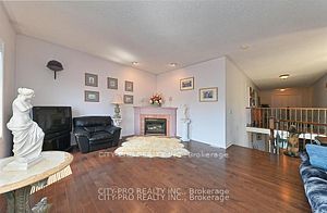 Photo 7: 5121 Parkplace Circle in Mississauga: East Credit House (2-Storey) for sale : MLS®# W8164484