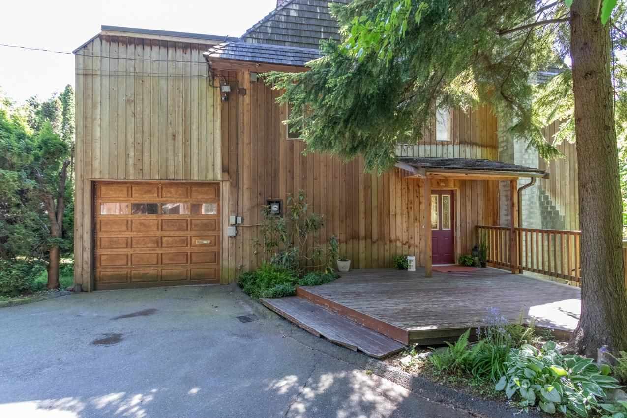 Main Photo: 2069 WESTVIEW Drive in North Vancouver: Mosquito Creek House for sale : MLS®# R2592197
