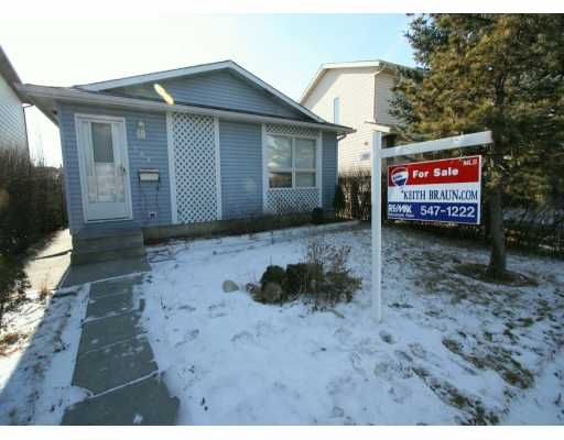 Main Photo:  in CALGARY: Riverbend Residential Detached Single Family for sale (Calgary)  : MLS®# C3200574