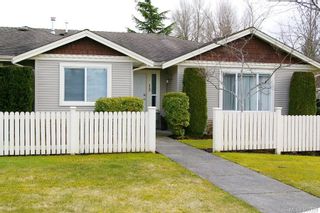Photo 1: 13 1050 8th St in Courtenay: CV Courtenay City Row/Townhouse for sale (Comox Valley)  : MLS®# 869329