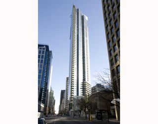 Photo 2: 6004 1128 W GEORGIA Street in Vancouver: West End VW Condo for sale (Vancouver West)  : MLS®# V759972