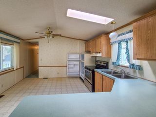 Photo 8: 17 7817 S 97 Highway in Prince George: Sintich Manufactured Home for sale in "Sintich Adult Mobile Home Park" (PG City South East (Zone 75))  : MLS®# R2614001