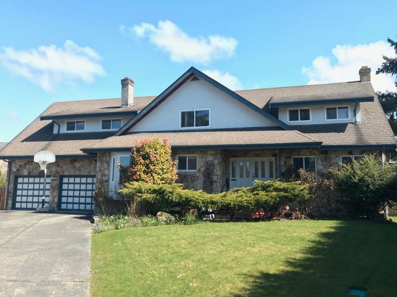 FEATURED LISTING: 6600 CONSTABLE Drive Richmond