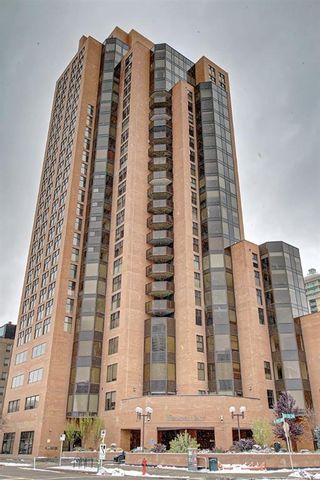 Photo 2: 1801 1100 8 Avenue SW in Calgary: Downtown West End Apartment for sale : MLS®# A1188774